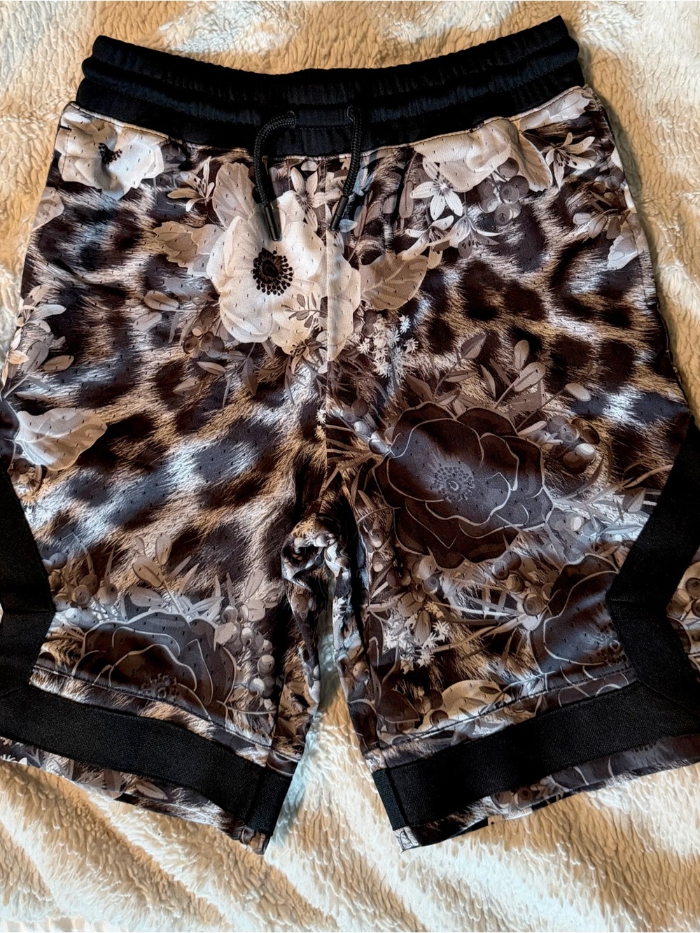Jordan Black Floral Shorts, Youth Large